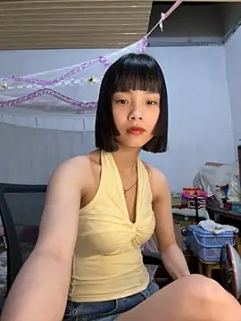 andymi1 online show from April 7, 2:23 am