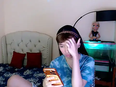Snapshot of ShantalFoxxy_ chatting on April 19, 1:10 pm ShantalFoxxy online show from April 19, 1:10 pm