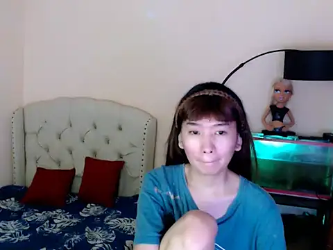 Snapshot of ShantalFoxxy_ chatting on April 28, 3:06 pm ShantalFoxxy online show from April 28, 3:06 pm