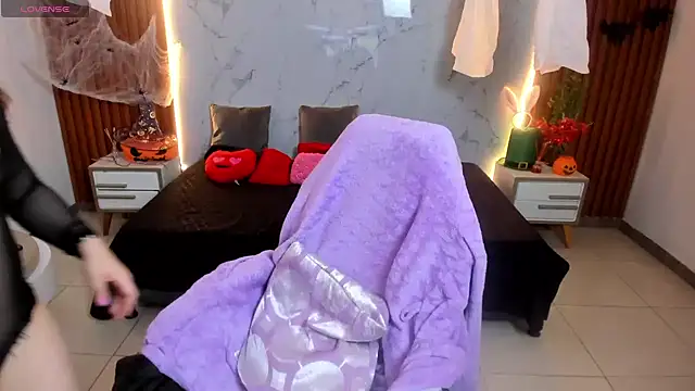 shasha bloom online show from October 30, 7:58 pm