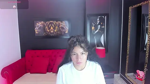 Snapshot of angelita_martins chatting on September 23, 8:12 pm angelita martins online show from September 23, 8:12 pm