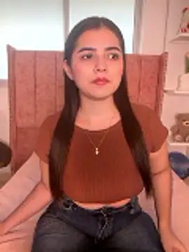 salomecute21 online show from May 10, 11:15 am