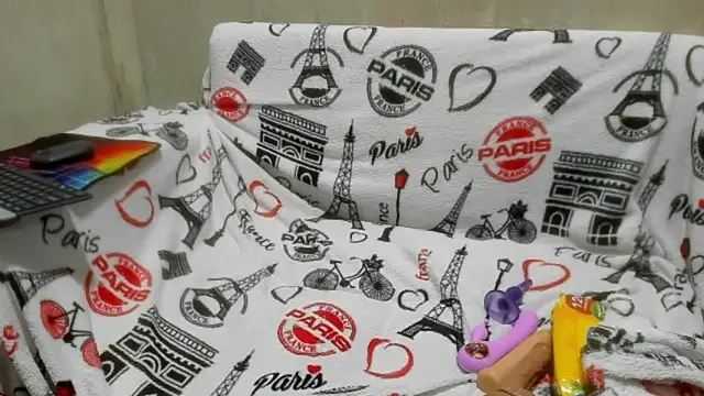 ivy moon05 online show from April 1, 1:34 pm