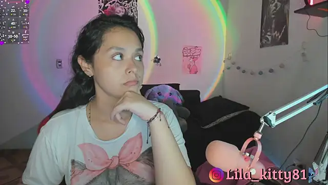 lila kitty81 online show from November 12, 7:03 pm