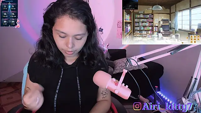 lila kitty81 online show from December 19, 6:59 pm