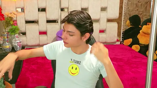 alandelrey57 online show from February 13, 7:48 am