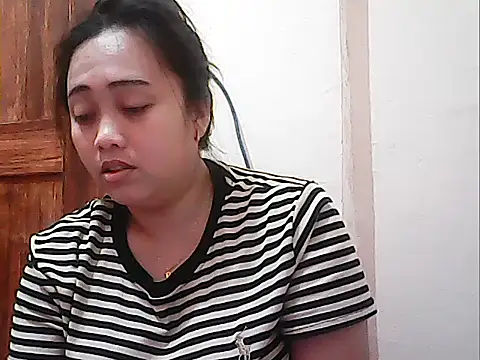 Snapshot of Pinay_Chubby20 chatting on February 2, 10:41 pm Pinay Chubby20 online show from February 2, 10:41 pm