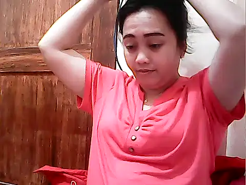 Snapshot of Pinay_Chubby20 chatting on February 25, 12:26 pm Pinay Chubby20 online show from February 25, 12:26 pm