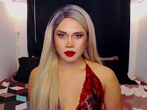 YllanaAltheaXxX online show from January 12, 3:17 pm