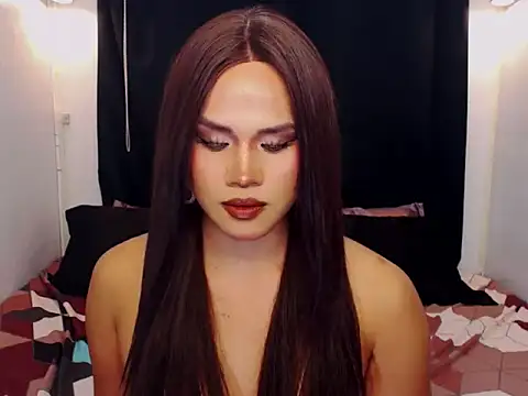 YllanaAltheaXxX online show from January 15, 1:32 am