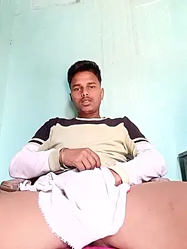 Snapshot of Asish_007 chatting on February 25, 6:23 am Asish 007 online show from February 25, 6:23 am