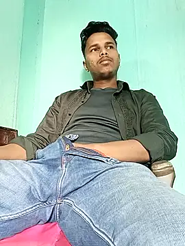 Snapshot of Asish_007 chatting on February 26, 4:11 am Asish 007 online show from February 26, 4:11 am