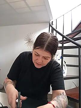 Fernandar2025 online show from March 23, 5:39 pm