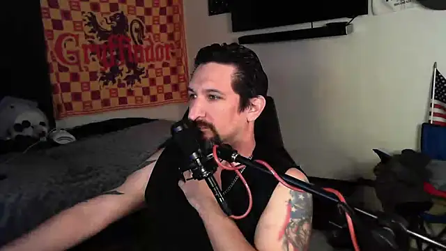 Snapshot of DevilPup75_ chatting on September 25, 1:15 pm DevilPup75 online show from September 25, 1:15 pm
