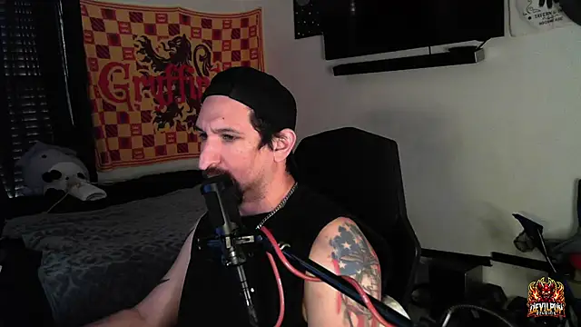 Snapshot of DevilPup75_ chatting on September 26, 2:21 pm DevilPup75 online show from September 26, 2:21 pm