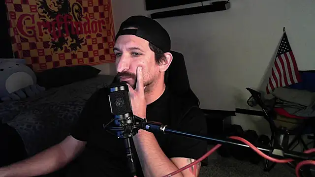 Snapshot of DevilPup75_ chatting on September 30, 10:42 am DevilPup75 online show from September 30, 10:42 am