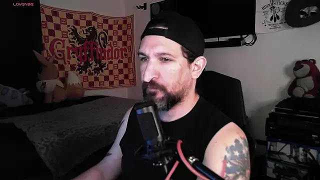 Snapshot of DevilPup75_ chatting on January 12, 3:01 am DevilPup75 online show from January 12, 3:01 am