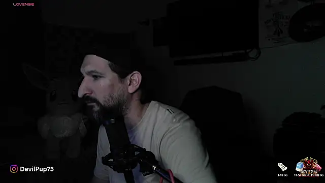 Snapshot of DevilPup75_ chatting on January 15, 10:31 am DevilPup75 online show from January 15, 10:31 am