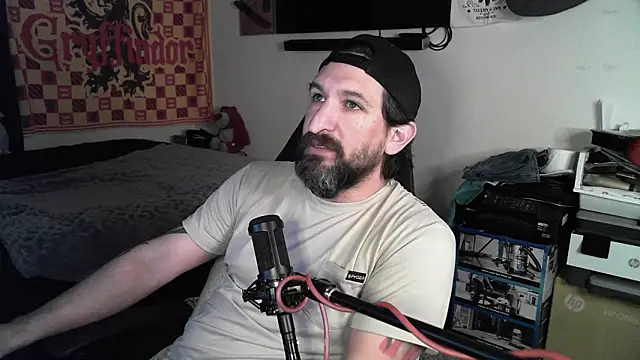 Snapshot of DevilPup75_ chatting on February 3, 3:15 am DevilPup75 online show from February 3, 3:15 am