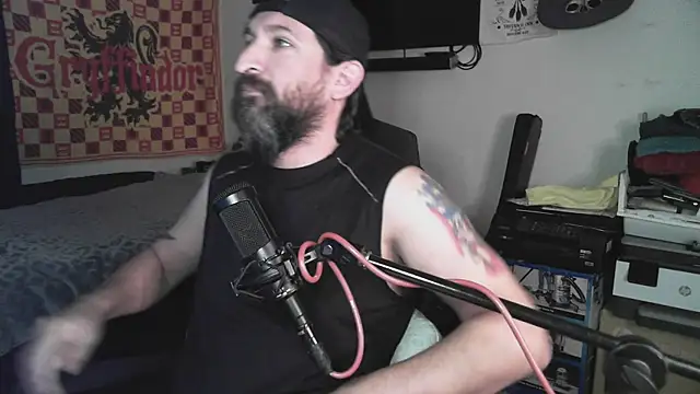 Snapshot of DevilPup75_ chatting on February 24, 3:15 am DevilPup75 online show from February 24, 3:15 am