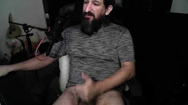 DevilPup75  online show from May 17, 7:21 pm