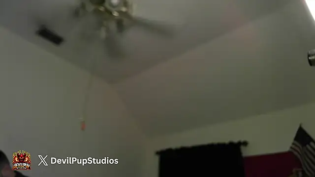 DevilPup75  online show from May 29, 3:59 am