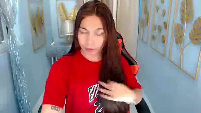 Snapshot of Urslut_zamara chatting on September 28, 6:52 am Urslut zamara online show from September 28, 6:52 am