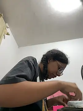 Valen1800 online show from March 14, 1:01 am