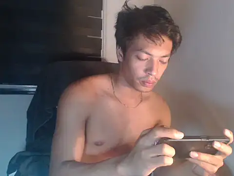 Snapshot of Asian_gregor chatting on February 5, 8:41 am Asian gregor online show from February 5, 8:41 am