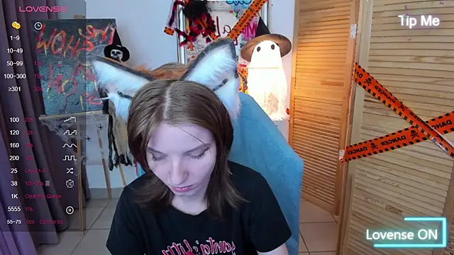 Madelaineses online show from October 31, 11:44 am