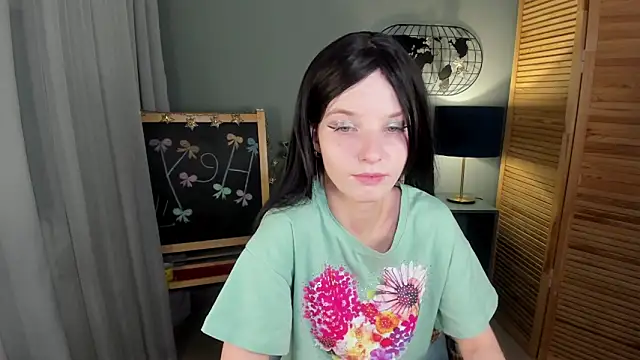 Madelaineses online show from December 2, 8:41 am