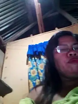 Huge mama69 online show from March 4, 4:02 pm