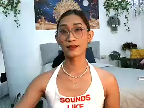 Snapshot of youarea_dreamer chatting on January 5, 5:49 pm youarea dreamer online show from January 5, 5:49 pm