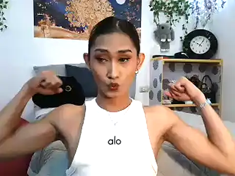 Snapshot of youarea_dreamer chatting on January 10, 6:20 pm youarea dreamer online show from January 10, 6:20 pm