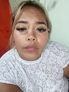 EmilyDuran  online show from May 23, 12:27 am