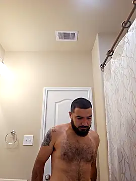 Snapshot of Lb228w chatting on February 6, 7:17 pm Lb228w online show from February 6, 7:17 pm