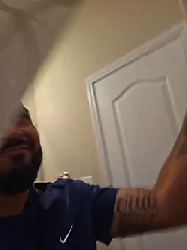 Snapshot of Lb228w chatting on June 1, 3:08 am Lb228w online show from June 1, 3:08 am