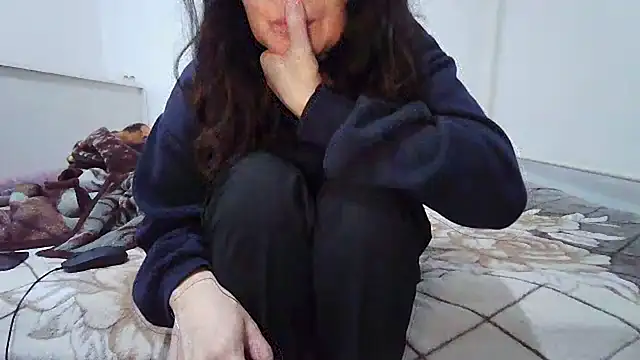 sakuradelreina online show from March 13, 5:41 pm