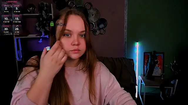 Snapshot of keri_ti chatting on February 24, 10:52 pm keri ti online show from February 24, 10:52 pm