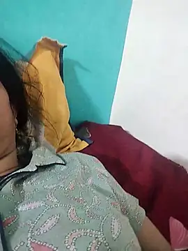 Soniya Roy online show from April 18, 1:09 am