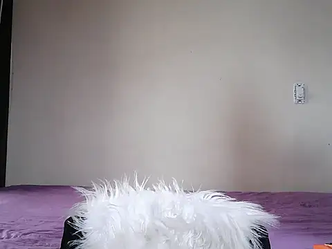 Snapshot of muscle_mommyy chatting on October 28, 12:41 pm muscle mommyy online show from October 28, 12:41 pm