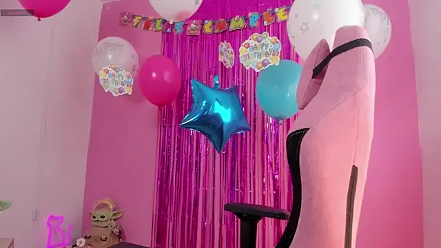 Alice VIP online show from November 6, 7:04 pm