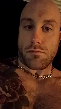 Luv2SuckBWC92 online show from February 1, 9:30 am