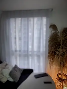 Sofi Leal online show from March 16, 12:20 pm