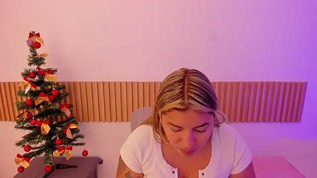 OliviaSweett online show from December 22, 6:38 pm