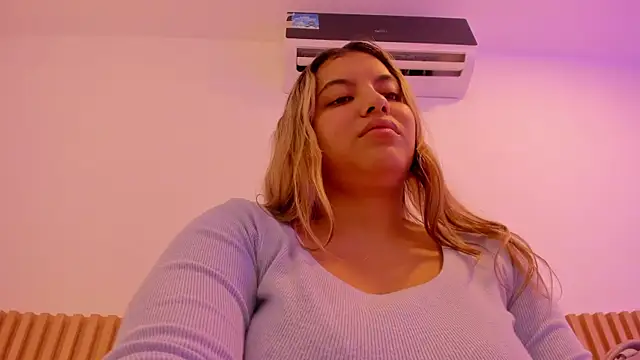 OliviaSweett online show from July 14, 7:19 pm