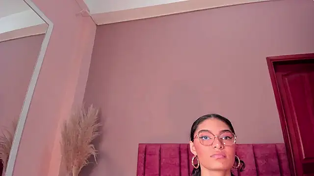 LunaAspen  online show from January 14, 5:51 pm