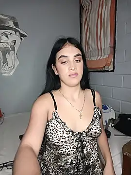Bigtiti01 online show from June 14, 7:38 pm
