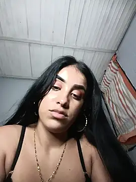 Snapshot of Bigtiti01 chatting on June 19, 2:38 am Bigtiti01 online show from June 19, 2:38 am