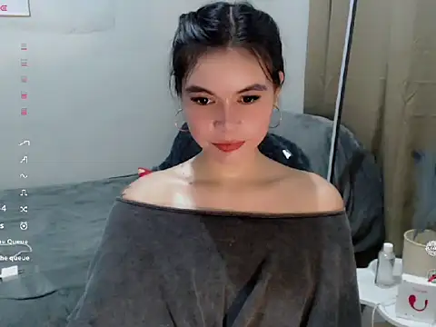 Snapshot of manilynforyou chatting on November 20, 5:45 pm manilynforyou online show from November 20, 5:45 pm